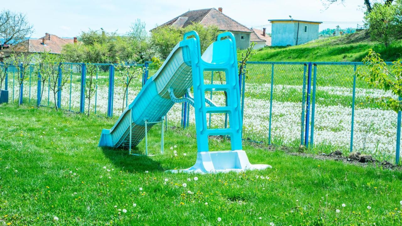 La Casute Hotel Alsószilvás Kültér fotó