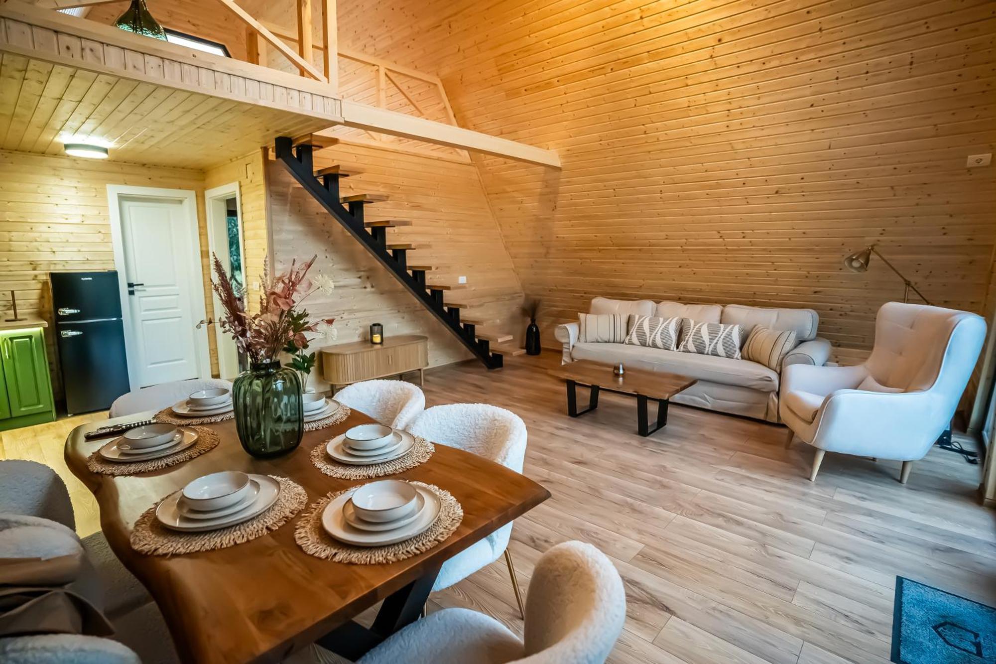 La Casute Hotel Alsószilvás Kültér fotó